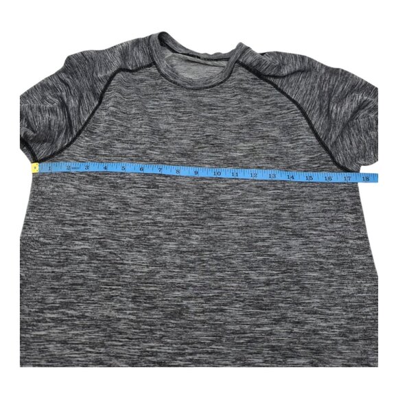 Lululemon Top Men S Gray Metal Vent Breathe Athleisure Sportswear Gorpcore Train - Picture 4 of 6